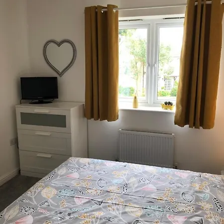 Saint's Retreat Γουίτμπι