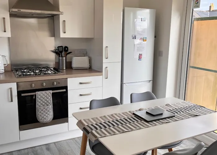 Saint's Retreat * 惠特比